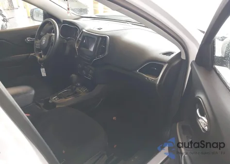 2019 Jeep Cherokee Latitude 4X4 из США, поврежденный, VIN 1C4PJMCB1KD385516